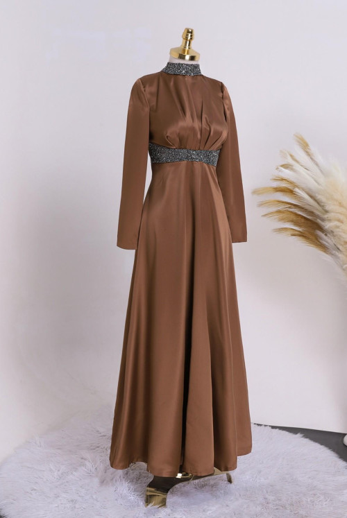Yakası and waisted Stone Detailed Satin Evening Dress -Brown