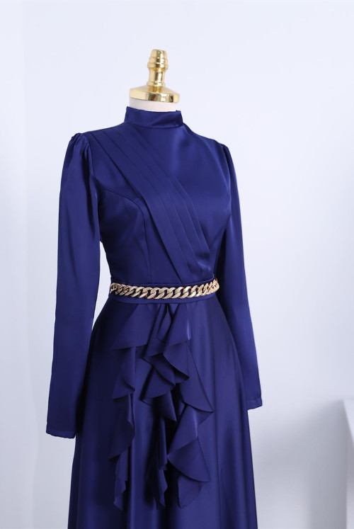waisted Zincir Detailed Its Frilly Satin Evening Dress -Laci