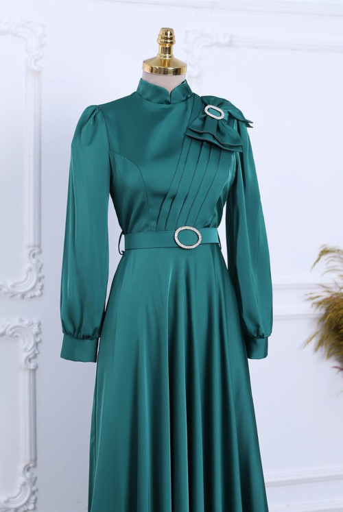 Broşlu Bow stony Arched Satin Evening Dress -Emerald