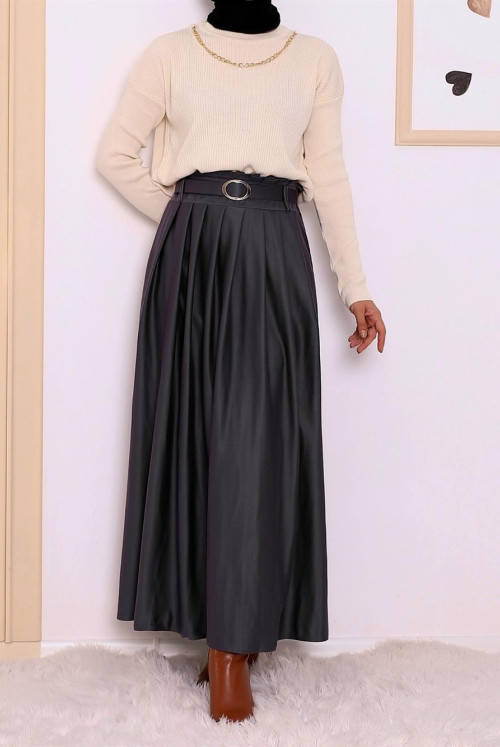 Pleated Arched Winter Suede Hijab Skirt -Black