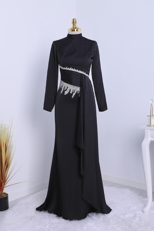 Bonding Stone Detailed Dik Collar Satin Evening Dress -Black