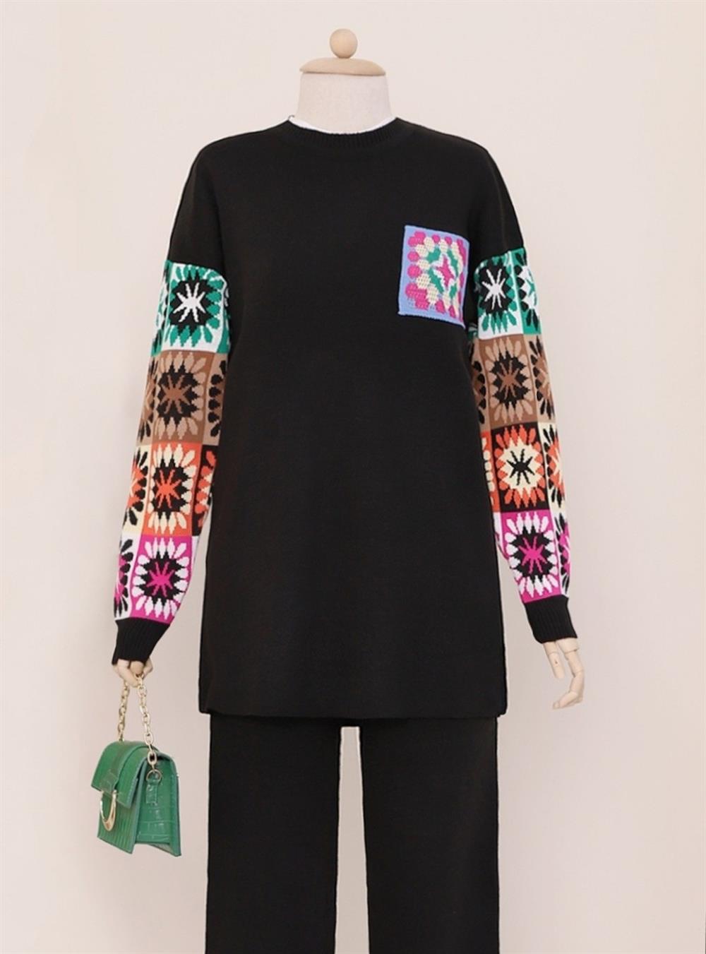 arm and Its Patterned Traditional Winter Knitwear Suit -Black