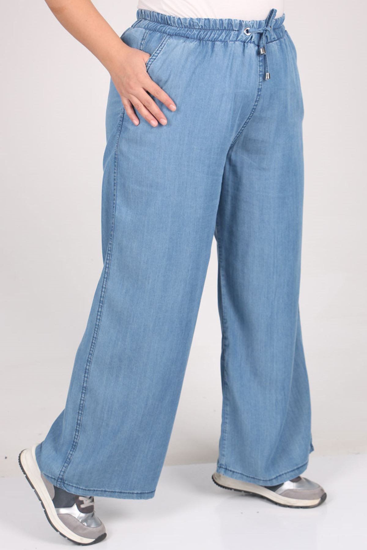 29000 Plus Size Plentiful Trotter Jeans Pants - Light blue