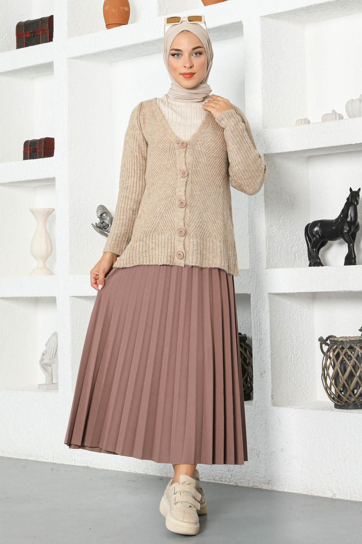 Arched Pleated Skirt TSD220915 Brown