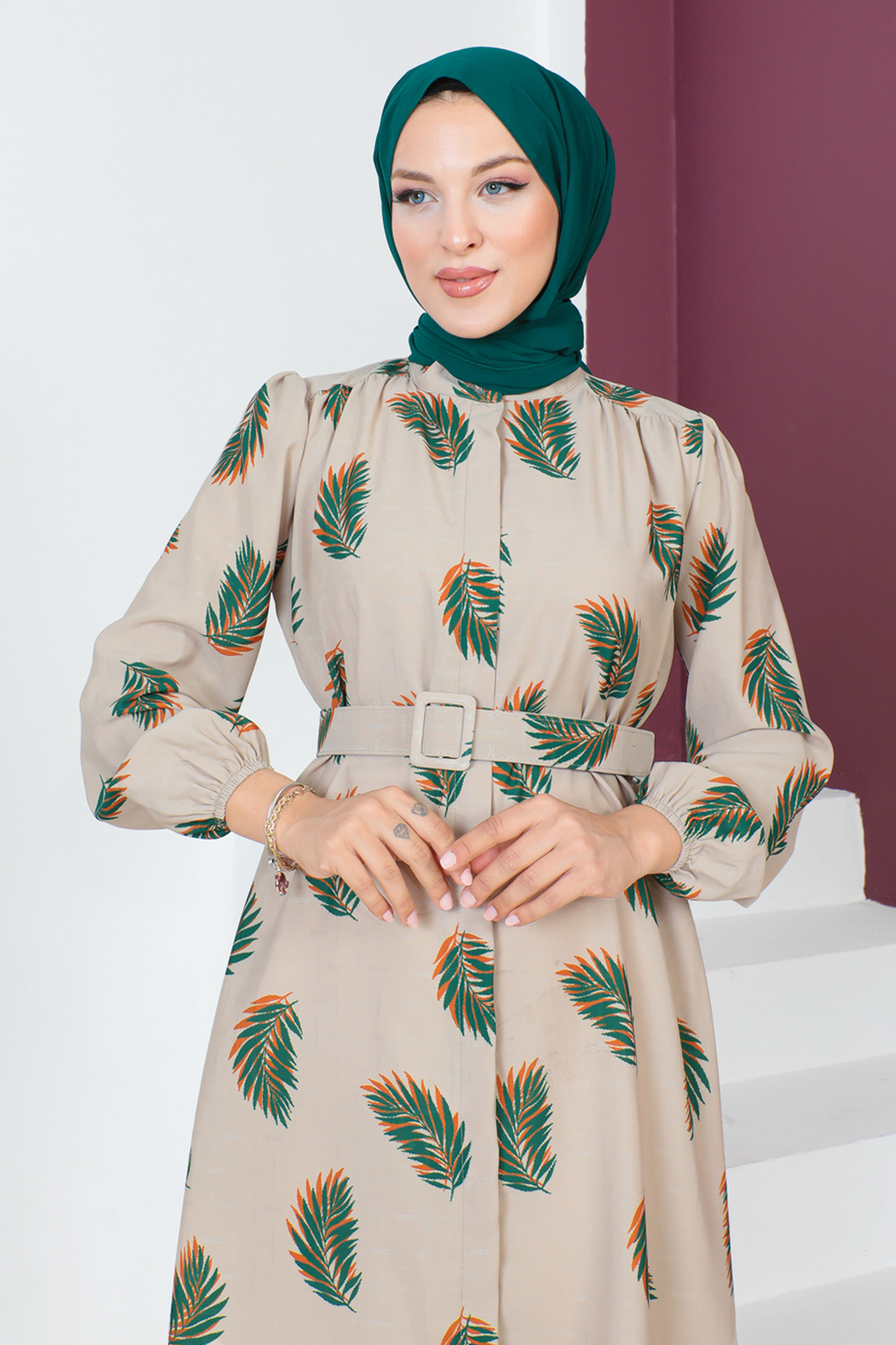 Arched Leaf Patterned Tunics TSD230644 Green