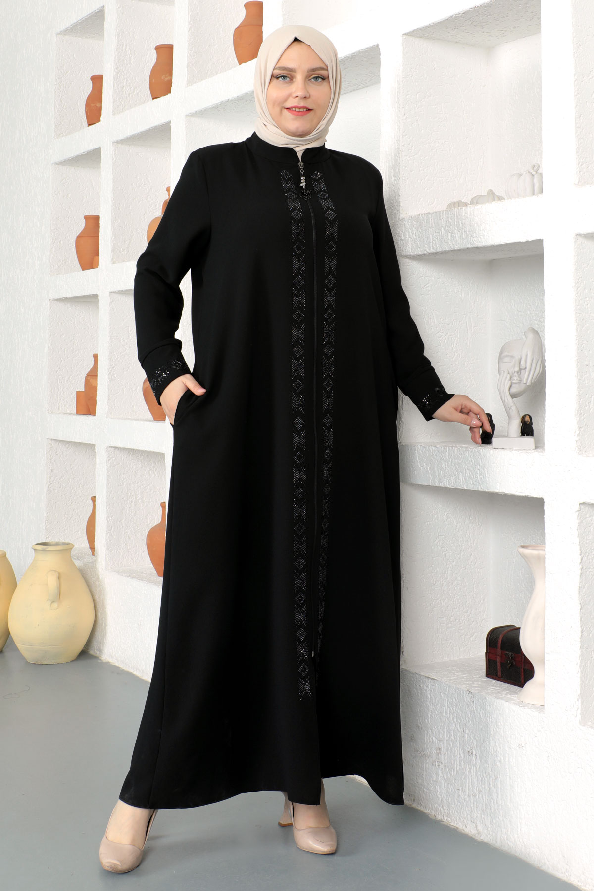 Pul Inlaid Hijab Abayas TSD230330 Black
